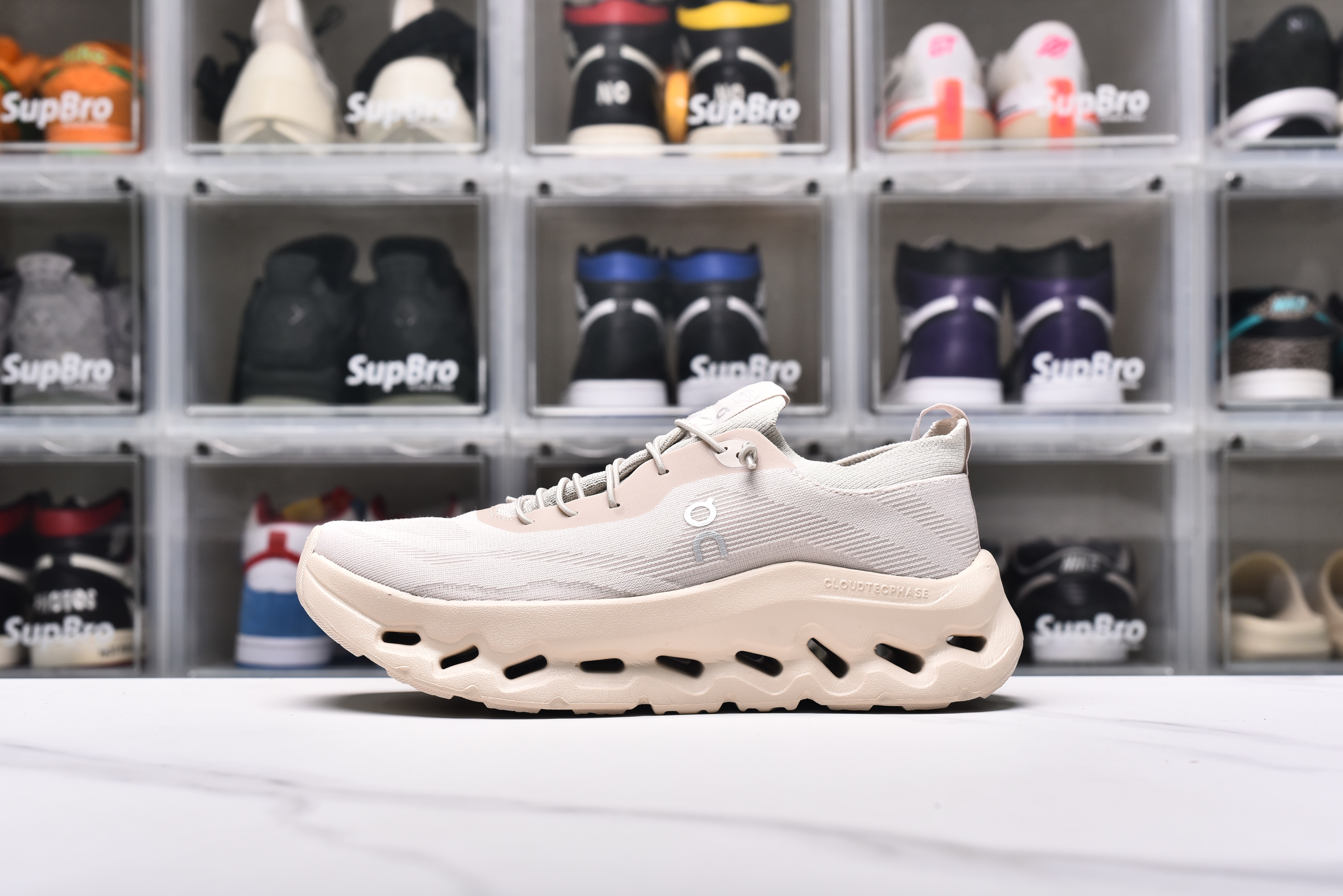 On Running Cloudtilt LOEWE 3092 SAND 3WD30310554